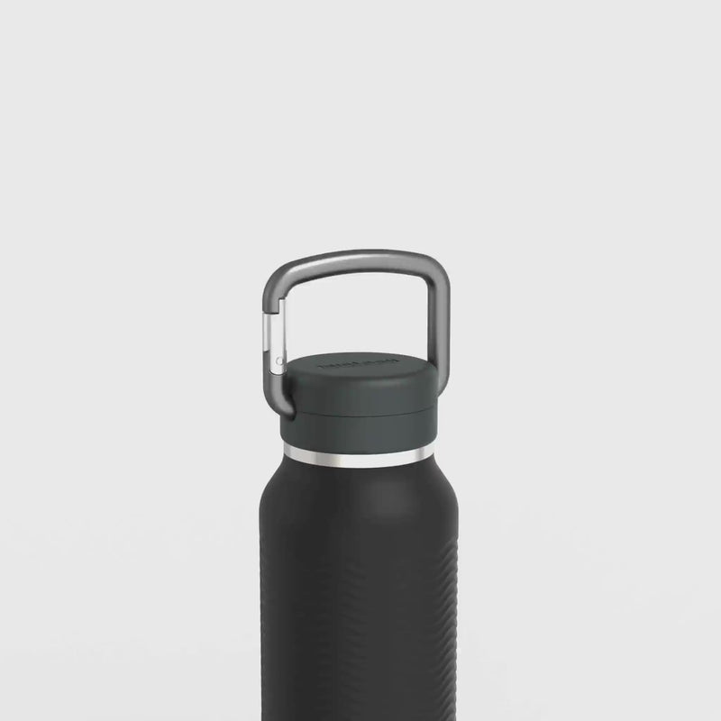 detailed video showing the components of the Nuataaq carabiner bottle including a forged aluminum carabiner, insulating foam, silicone gasket, and other features